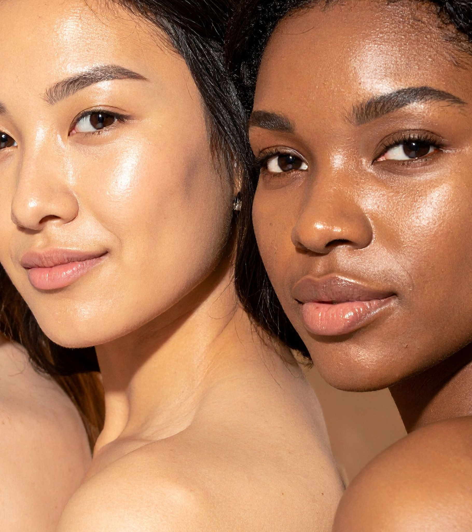 2 girls showing product results